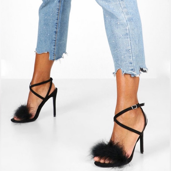 Boohoo Shoes - Boohoo Black Feather Stilettos size US 7